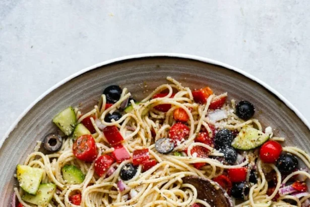Delicious California Spaghetti Salad with fresh vegetables and dressing