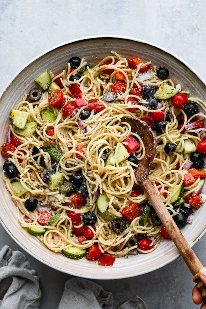 Delicious California Spaghetti Salad with fresh vegetables and dressing